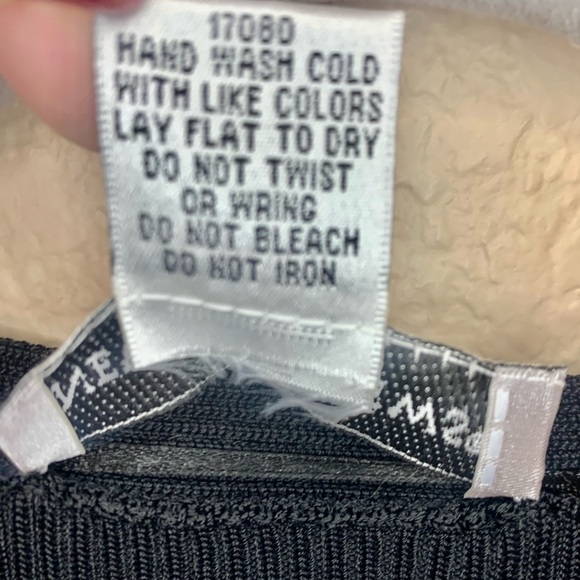 Sale! NEW Cardigan M Newport News Black Long Ribbed w/ White Embellishments NWOT - Picture 9 of 16